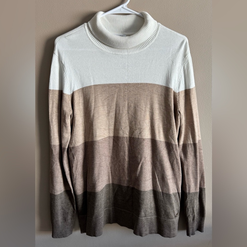 Calvin Klein Women’s Turtleneck Cream/Brown Tone Long Sleeve Sweater, Size Small